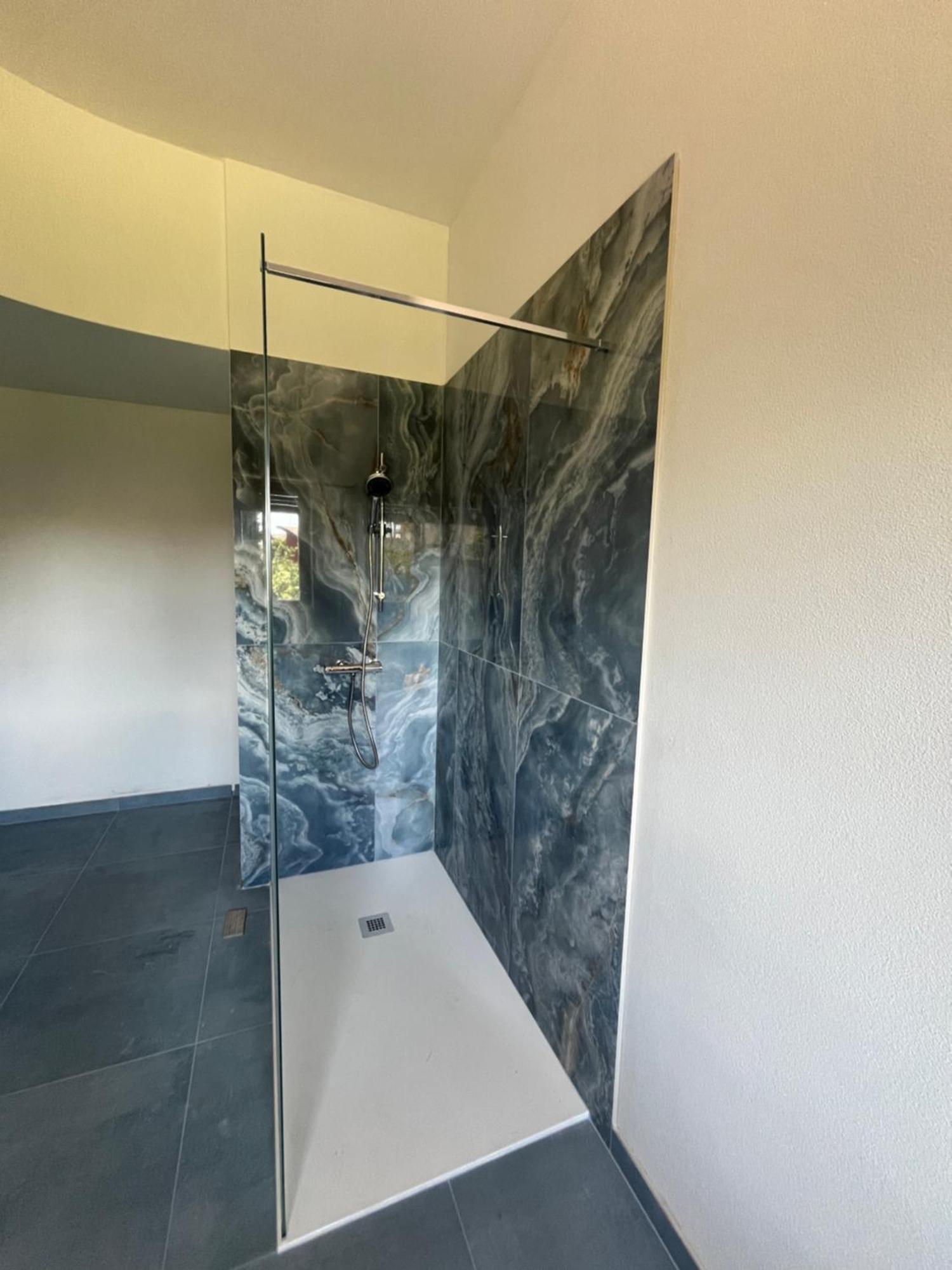 Bella Vita Guesthouse -Parcheggio Privato Interno Arona Εξωτερικό φωτογραφία